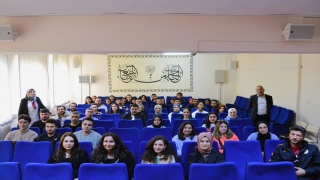 Aladağ’da aday öğretmenlere seminer verildi