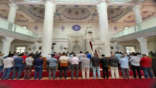 Adana ve çevre illerde Filistin’de hayatını kaybedenler için gıyabi cenaze namazı