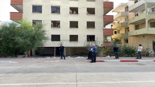 Antalya’da boş apartmanın giriş katında bir kişi ölü bulundu