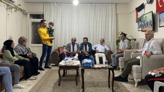 Akdeniz Belediye Başkanı Gültak’tan Filistinli ailelere destek ziyareti