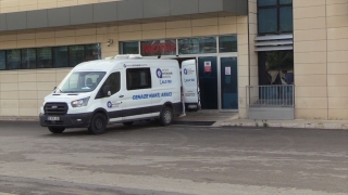 Antalya’da kamyonla çarpışan otomobildeki 2 kişi öldü, 1 kişi yaralandı