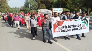 Osmaniye’de üniversite öğrencileri İsrail’in saldırılarını protesto etti