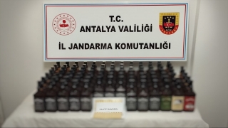 Antalya’da yolcu otobüsünde 93 litre kaçak içki ele geçirildi
