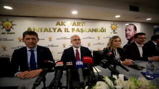 Bakan Işıkhan, AK Parti Antalya İl Başkanlığı’nda konuştu: