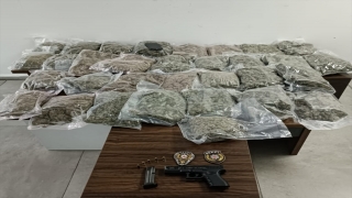 Antalya’da 17 kilogram esrar ele geçirildi