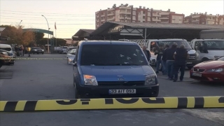 Mersin’de aracında silahlı saldırıya uğrayan kişi öldü