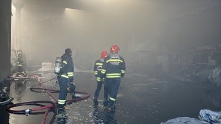 Gaziantep’te geri dönüşüm fabrikasında çıkan yangın söndürüldü
