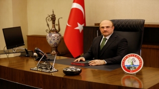 Nizip Belediye Başkanı Sarı’dan ”Öğretmenler Günü” mesajı