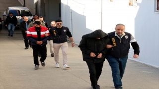 Adana’da ”oltalama” yöntemiyle dolandırıcılık yaptıkları iddiasıyla 4 zanlı tutuklandı