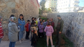 Gaziantep’te depremde hayatını kaybeden 39 öğretmen anısına fidan dikildi