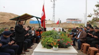 Şehit Teğmen Öztürkmen mezarı başında anıldı