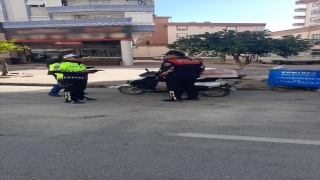 Antalya polis ekipleri denetimlerini sürdürüyor