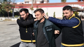 Adana’da tabancayla karısını öldüren, annesini de yaralayan zanlı tutuklandı