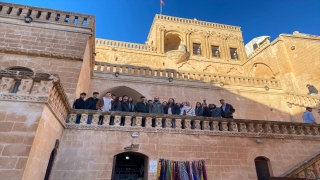 Nurdağı’ndaki depremzede öğrenciler Mardin’in tarihi mekanlarını gezdi