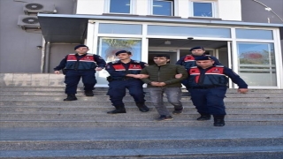 Adana’da 16 yıl 8 ay kesinleşmiş hapis cezası bulunan hükümlü yakalandı