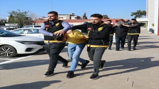 Adana’da metruk evde bulunan erkek cesediyle ilgili 1 zanlı tutuklandı