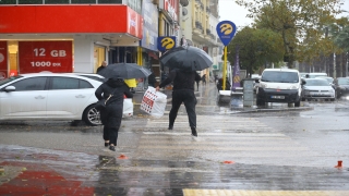 Kahramanmaraş’ta kuvvetli sağanak yaşamı olumsuz etkili oluyor
