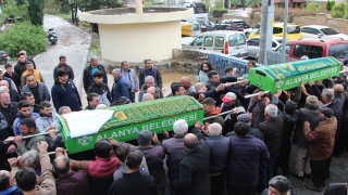 Alanya’da kazada ölen anne ve oğlu toprağa verildi