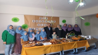 İslahiye’de Kuran kursu öğrencilerinden Yerli Malı Haftası etkinliği