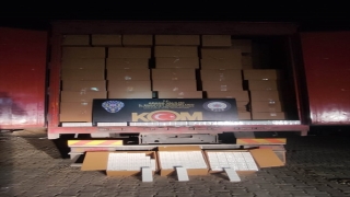 Adana’da 300 bin paket kaçak sigara ele geçirildi