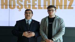 Kahramanmaraş’ta deneme sınavında başarılı olan öğrenciler ödüllendirildi