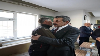 Milli Eğitim Bakanı Tekin, Gaziantep’te ziyaretlerde bulundu