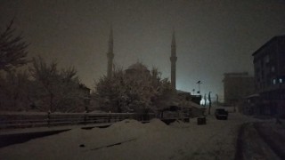 Bingöl Karlıovada kar yağışı