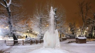 Ankarada etkili olan kar kartpostallık görüntüler oluşturdu