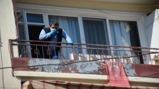 2. kattaki evinin balkonundan düşen kişi yaralandı