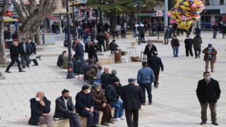 6 ay sonra gelen bahar havası vatandaşları sokağa döktü