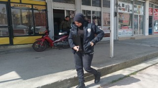 Adıyamanda bir iş yeri kurşunlandı