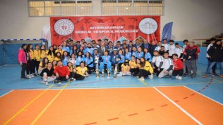 Afyonkarahisarda ilk kez kriket maçı oynandı