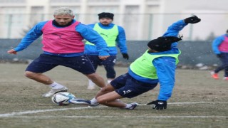 Afyonspor hafta sonu lideri konu edecek