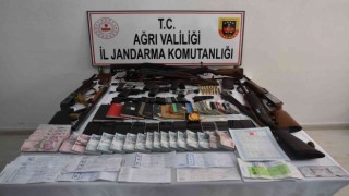 Ağrıda tefecilik operasyonlarında 16 kişi gözaltına alındı