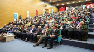AİÇÜde “Sesin Büyüsü, Bedenin Gücü” semineri düzenlendi