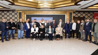 AK Parti İzmirde vefa buluşmaları devam ediyor