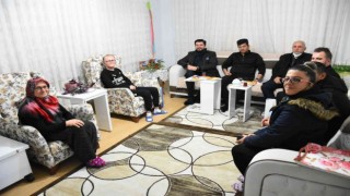 AK Parti Tepebaşından Şirintepede 222 eve ziyaret