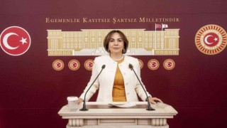 AK Partili Yılmaz: “Gazetecilere saldırı düzenlenmesi asla kabul edilemez”