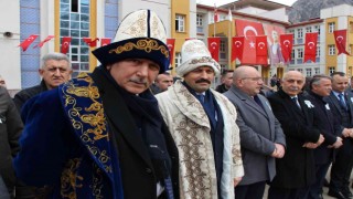 Amasya Belediye Başkanı Sarı: “Türk bayramı olan Nevruzu PKKlılar, vatan hainleri kendilerine bayram olarak addettiler”