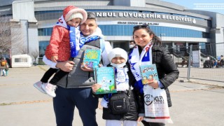 Anadolu Efesten Bir kitap da sen getir projesi