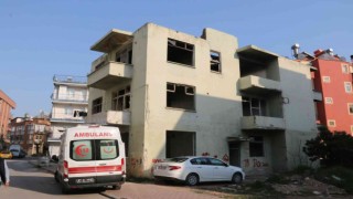 Antalyada metruk binada şüpheli ölüm