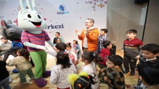 Başakşehirde annelerin de, çocukların da yüzü gülüyor