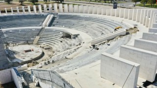 Başkan Atabay, Amfitiyatro çalışmalarını yerinde inceledi