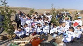 Başkan Büyükkılıç: “3 yılda 300 bin fidan diktik”