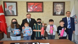Başkan Doğan, başarılı öğrencileri ödüllendirdi