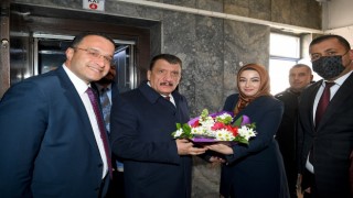 Başkan Gürkandan hayırlı olsun ziyareti