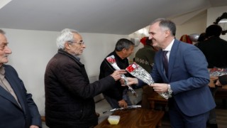Başkan Tabandan huzurevi sakinlerine sürpriz ziyaret