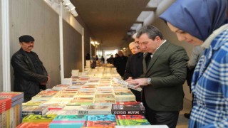 Bergama Kitap Günleri kapılarını açtı