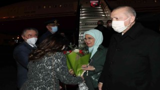 Cumhurbaşkanı Erdoğan ve eşi, NATO daimi temsilcisi tarafından Brüksel Havaalanında karşılandı