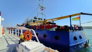 Çanakkale Boğazında karaya oturan gemi kurtarıldı